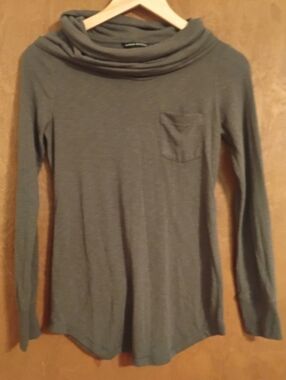 Banana Republic Grey Long Sleeve Cowl Neck Top With Pocket